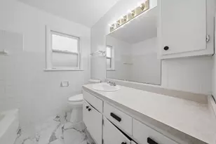445 8th St, Chicago Heights, IL 60411 - Photo 6