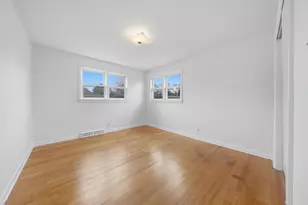 445 8th St, Chicago Heights, IL 60411 - Photo 4