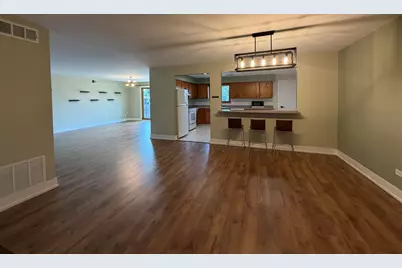 11006 S Theresa Circle #3B, Palos Hills, IL 60465 - Photo 4