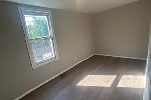 644 W 49th St, Chicago, IL 60609 - Photo 6