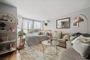 21 W Goethe St, Chicago, IL 60610 - Photo 4