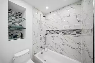 195 N Harbor Dr, Chicago, IL 60601 - Photo 24