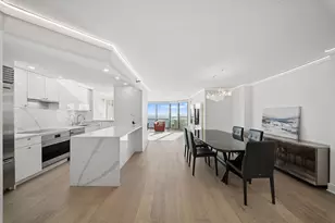 195 N Harbor Dr, Chicago, IL 60601 - Photo 2
