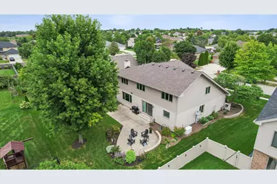 8122 Hampton Drive, Woodridge, IL 60517 - Photo 28