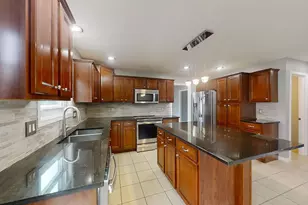 2961 Three Eagles St, Normal, IL 61761 - Photo 12