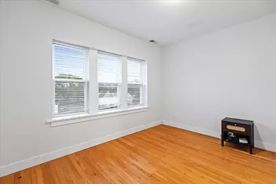 4055 N Spaulding Avenue #3, Chicago, IL 60618 - Photo 16