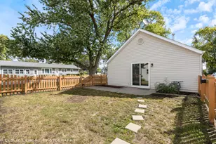 126 E Kerr St, Sycamore, IL 60178 - Photo 18