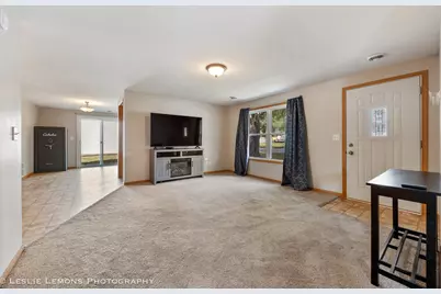 126 E Kerr Street, Sycamore, IL 60178 - Photo 12
