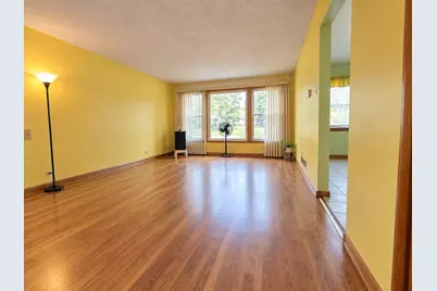 404 Westgate Avenue, Chicago Heights, IL 60411 - Photo 2
