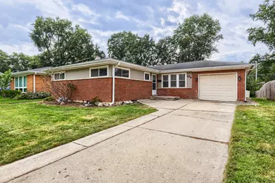 12 S Waterman Avenue, Arlington Heights, IL 60004 - Photo 1