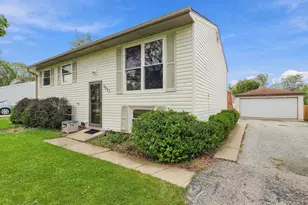 9417 Hawthorne Ave, Mokena, IL 60448 - Photo 2