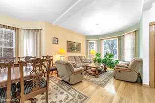 2523 W Iowa St, Chicago, IL 60622 - Photo 8