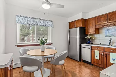 1321 S Finley Road #212, Lombard, IL 60148 - Photo 6