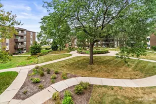 1321 S Finley Rd, Lombard, IL 60148 - Photo 22
