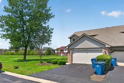 24556 S Independence Boulevard, Crete, IL 60417 - Photo 2