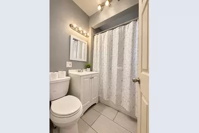 3347 S Emerald Avenue #2, Chicago, IL 60616 - Photo 6
