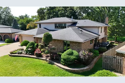 7202 Gold Grove Place, Darien, IL 60561 - Photo 2