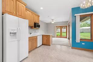 7202 Gold Grove Pl, Darien, IL 60561 - Photo 22