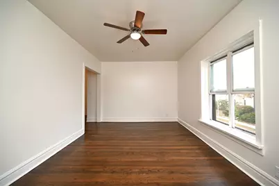 959 E 61st Street #2, Chicago, IL 60637 - Photo 4
