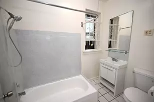 959 E 61st St, Chicago, IL 60637 - Photo 14