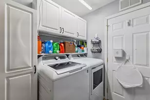 2201 Clover Ln, Champaign, IL 61821 - Photo 28