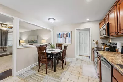 2201 Clover Lane, Champaign, IL 61821 - Photo 10