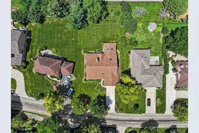 254 Wood Glen Lane, Oak Brook, IL 60523 - Photo 64