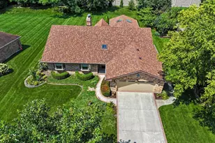 254 Wood Glen Ln, Oak Brook, IL 60523 - Photo 60