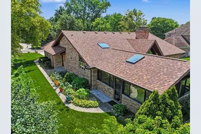 254 Wood Glen Lane, Oak Brook, IL 60523 - Photo 52