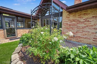 254 Wood Glen Lane, Oak Brook, IL 60523 - Photo 44