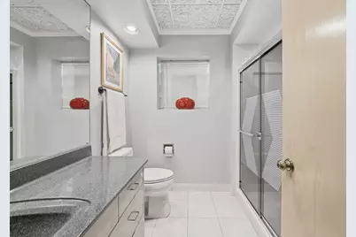 254 Wood Glen Lane, Oak Brook, IL 60523 - Photo 32