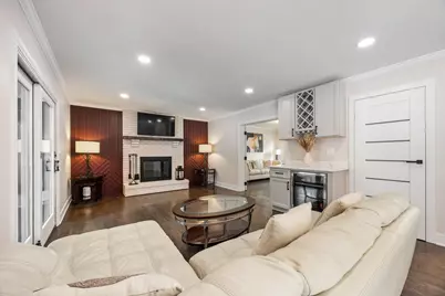 718 Raintree Drive, Naperville, IL 60540 - Photo 12