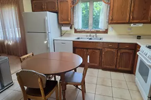 10715 S Nordica Ave, Worth, IL 60482 - Photo 8