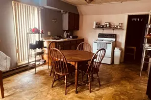397 W Chebanse Ave, Chebanse, IL 60922 - Photo 8