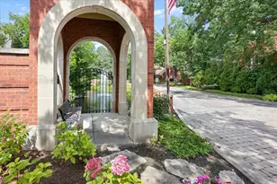 1 Regent wood Rd, Northfield, IL 60093 - Photo 34