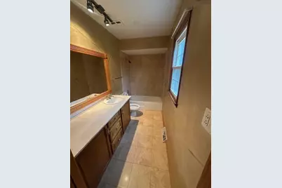 9S711 Brookbank Road, Willowbrook, IL 60527 - Photo 16