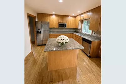 9S711 Brookbank Road, Willowbrook, IL 60527 - Photo 6