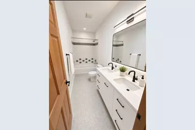 9S711 Brookbank Road, Willowbrook, IL 60527 - Photo 18