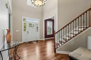 35 Oakview Ct, South Elgin, IL 60177 - Photo 4