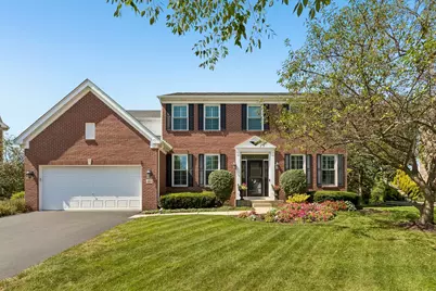 35 Oakview Court, South Elgin, IL 60177 - Photo 1