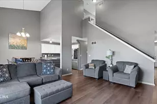 1147 Alexandria Dr, Sycamore, IL 60178 - Photo 4