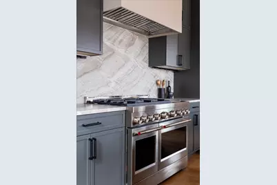 368 W Huron Street #4S, Chicago, IL 60654 - Photo 22