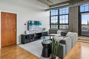 [Address not provided], Chicago, IL 60618 - Photo 10