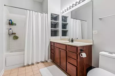[Address not provided], Chicago, IL 60618 - Photo 16