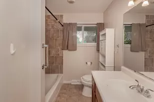 533 N Florence St, Geneseo, IL 61254 - Photo 24