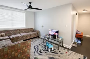 3338 W Bryn Mawr Ave, Chicago, IL 60659 - Photo 6