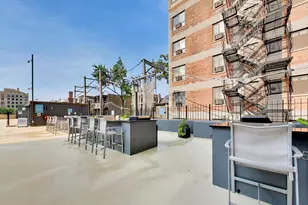 655 W Irving Park Rd, Chicago, IL 60613 - Photo 20
