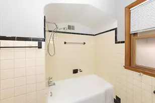 7117 W Armitage Ave, Chicago, IL 60707 - Photo 14