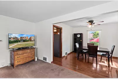 759 Westchester Boulevard, Westchester, IL 60154 - Photo 2