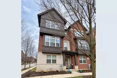 742 Summit Lane, Vernon Hills, IL 60061 - Photo 1